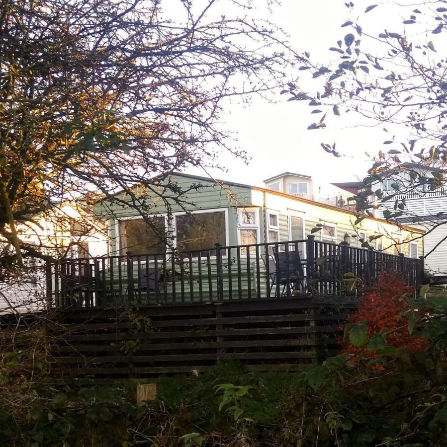 Delightful 3 Bedroom Holiday Home With Balcony Overlooking Fields And A Stream Gisburn Bagian luar foto